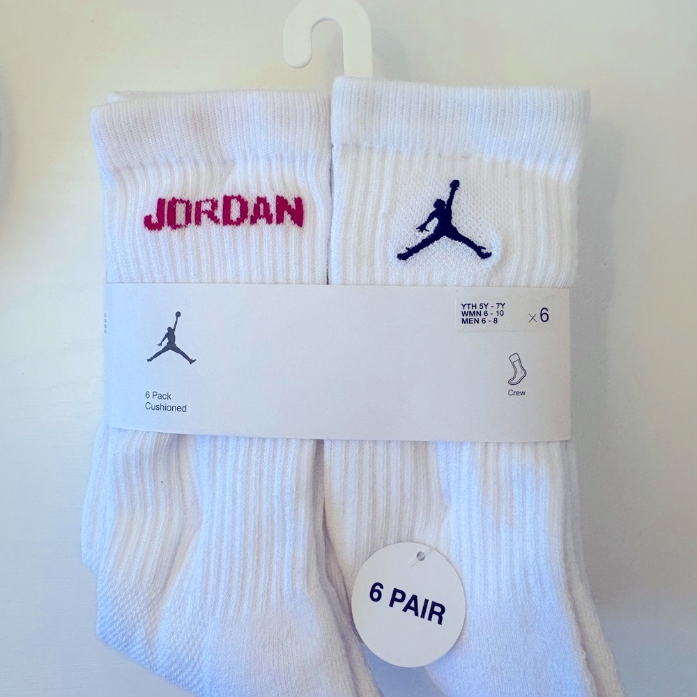 Jordan Jumpman crewsocks - 6 Pack white/red /black NWT